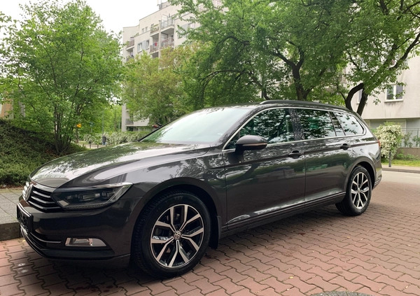 Volkswagen Passat cena 88900 przebieg: 185550, rok produkcji 2019 z Oleszyce małe 37